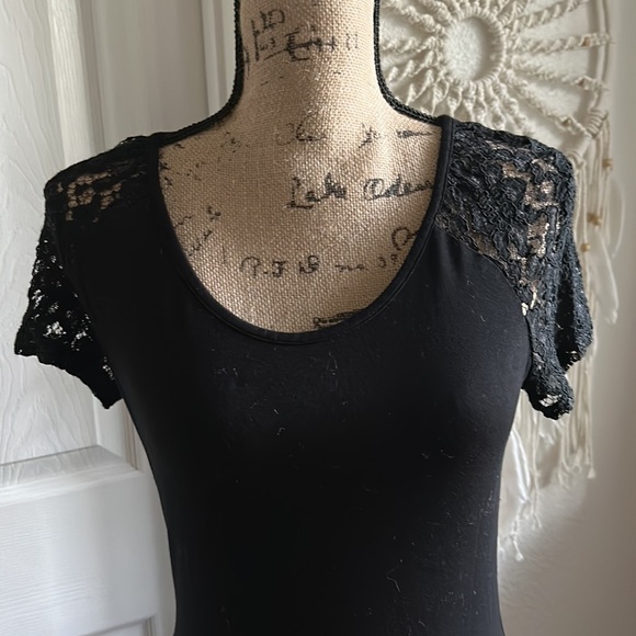 INC International Concepts | Lace Sleeve Tee | Medium - Picture 6 of 6